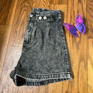 Black acid wash denim shorts. Pin tuck seems.